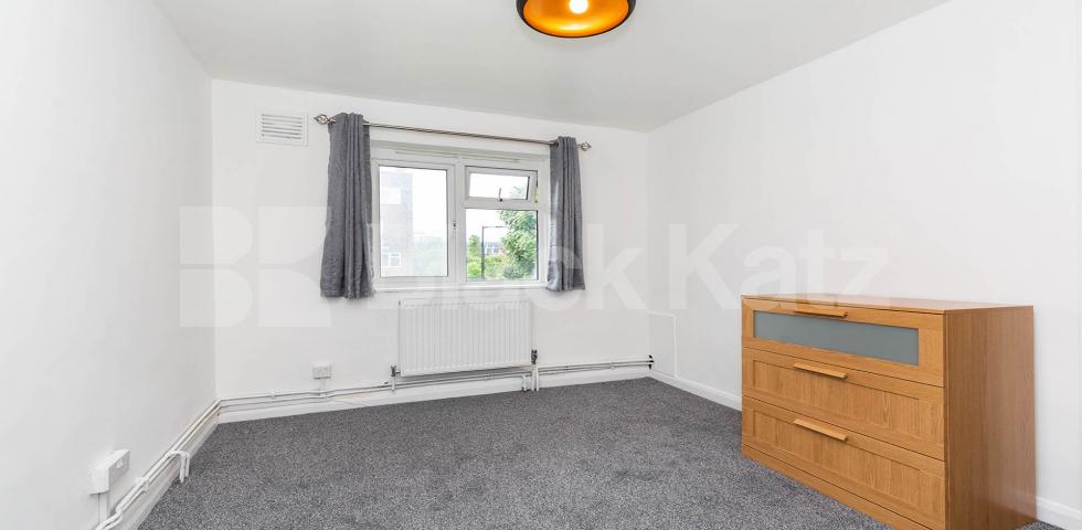 			2 Bedroom, 1 bath, 1 reception Apartment			 Kent Street, HOXTON - SHOREDITCH - HAGGERSTON 